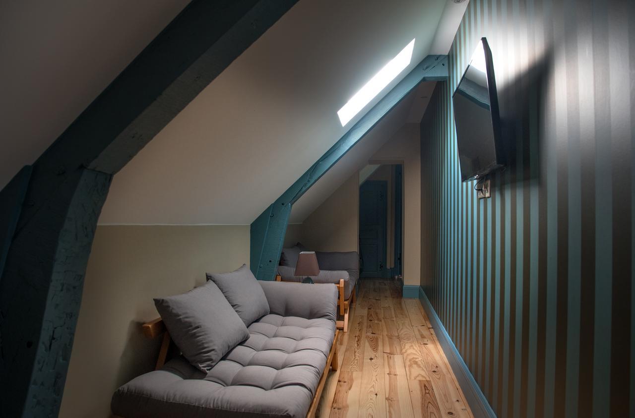 Le Relais Bed & Breakfast Bagneres-de-Bigorre Bagian luar foto